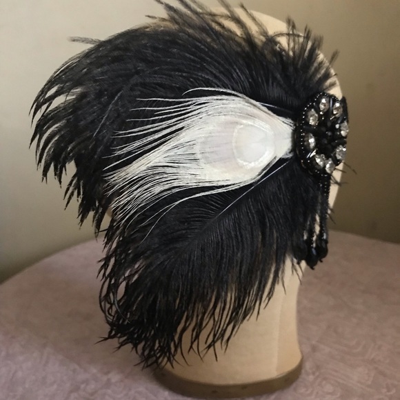 1920s Inspired Feathers Headband - Picture 2 of 5
